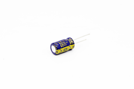 1UF200V Düşük ESR Alüminyum Elektrolitik Kondansatörler 6.3x11mm 8000 Saat