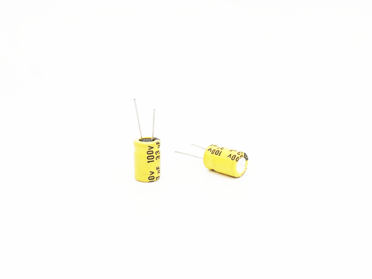 SMT 33UF100V Yüksek Sıcaklık Kapasitör 8X12mm Radyal Terminal