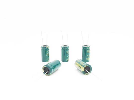 13X25mm LED Işık Kapasitör Yüksek Frekans 1000 Uf 50 Volt Kapasitör