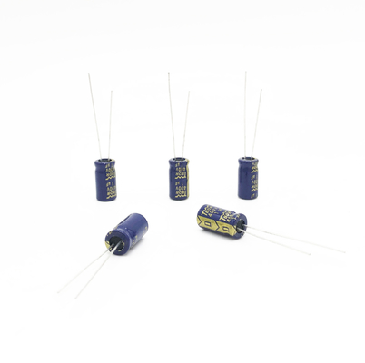 1UF400V 6.3X12MM Radyal Alüminyum Elektrolitik Kondansatörler Geniş Sıcaklık