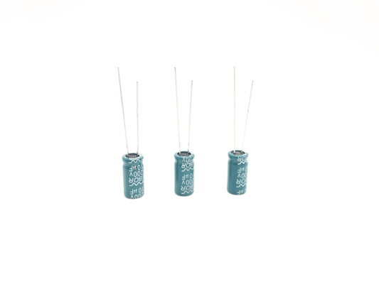 RoHS Düşük ESR Elektrolitik Kondansatörler 8X16MM 10UF 200V Kondansatör