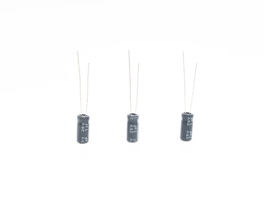 1UF25V 5X11MM Minyatür Kondansatör Yüksek Sıcaklık Devreleri