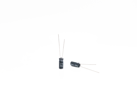 33UF35V Minyatür Kondansatör 5x11mm Radyal Kurşun Tip 2000 Saat