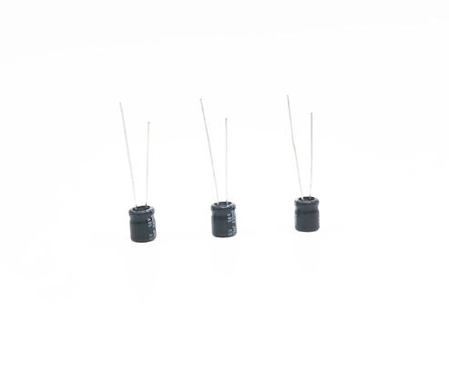 Radyal Kurşun Minyatür Kondansatör 220UF16V 6.3X11mm