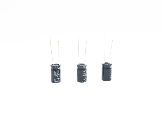 220UF50V 10X17mm Minyatür Kondansatör Radyal Tip