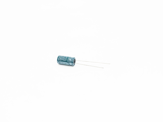 PST 10UF 200V Alüminyum Elektrolitik Kondansatör 8x12mm Yeşil
