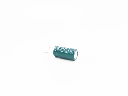 8.2UF 400V Yüksek Dalgalanma Akımı Elektrolitik Kondansatör 13X20mm