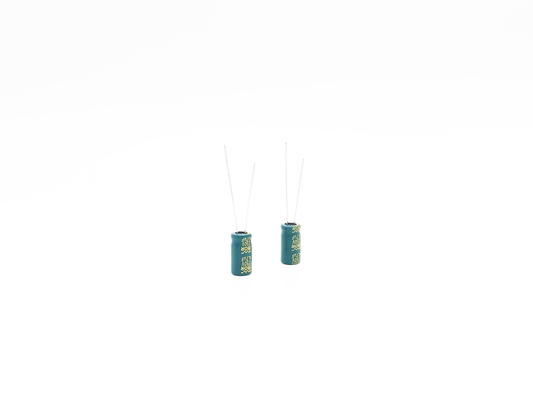 Silindir 4.7UF 250V Al Elektrolitik Kondansatör 8x9MM ISO9001