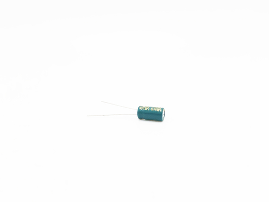 6.3x12MM Radyal Elektrolitik Kondansatör 4.7UF 250V Düşük ESR 5000 Saat Yük Ömrü