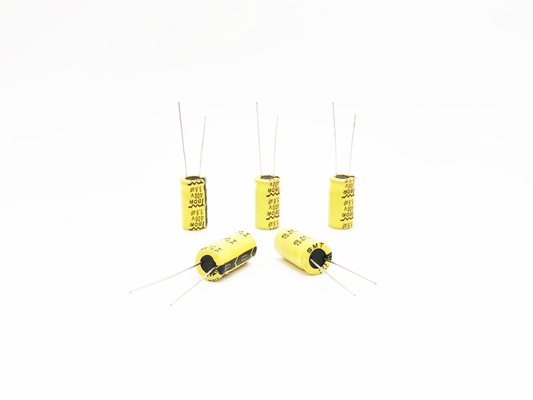 56uF35V Yüksek Frekanslı Düşük ESR Elektrolitik Kondansatörler 6.3x11mm